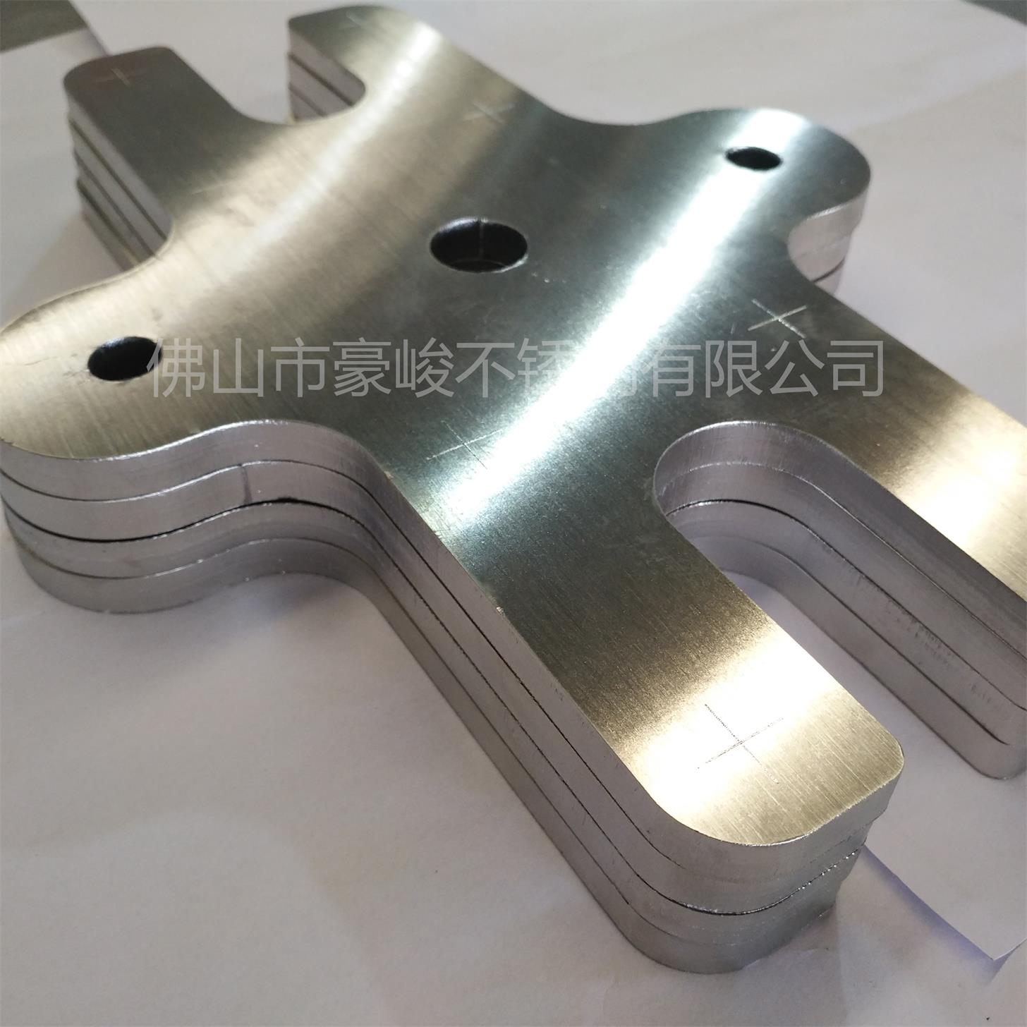 鍍鋅板是怎么用激光切割呢，廣東豪峻一一告訴你